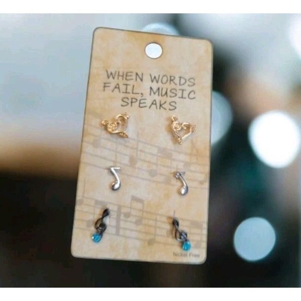 WHEN WORDS FAIL MUSIC SPEAKS Music Theme stud earrings new on card